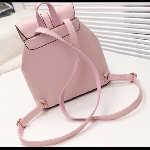 BACKPACK - Picture 3 of 6